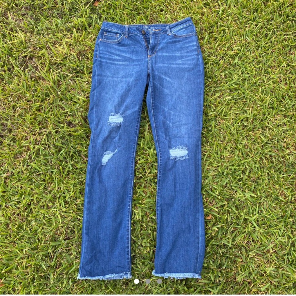 Super cute High Rise jeans!